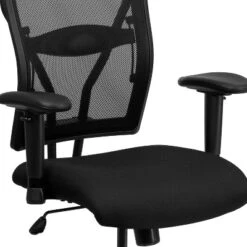 Emma And Oliver 400 Lb. Big & Tall Black Mesh Swivel Ergonomic Office Chair With Adjustable Arms -Smart Office Sets GUEST 787fef1e bfb7 4332 9a60 0f6a4138187b